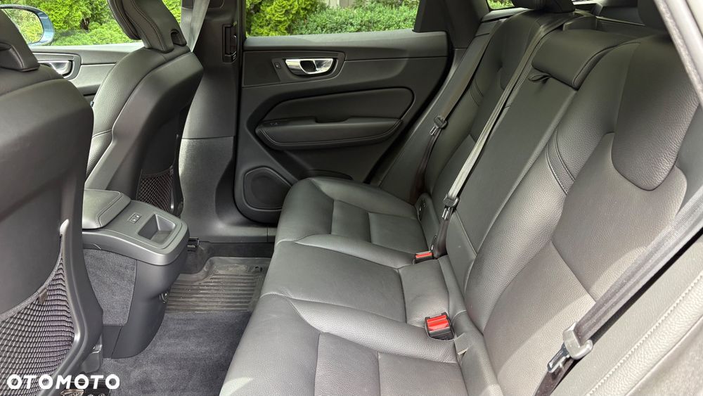 Volvo XC 60 B5 B AWD Inscription - 16