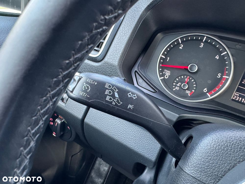 Volkswagen Amarok 3.0 V6 TDi 4MOTION Aventura - 35