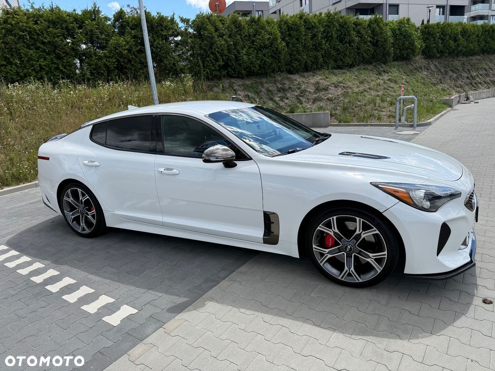 Kia Stinger 2.0 T-GDI GT Line - 6