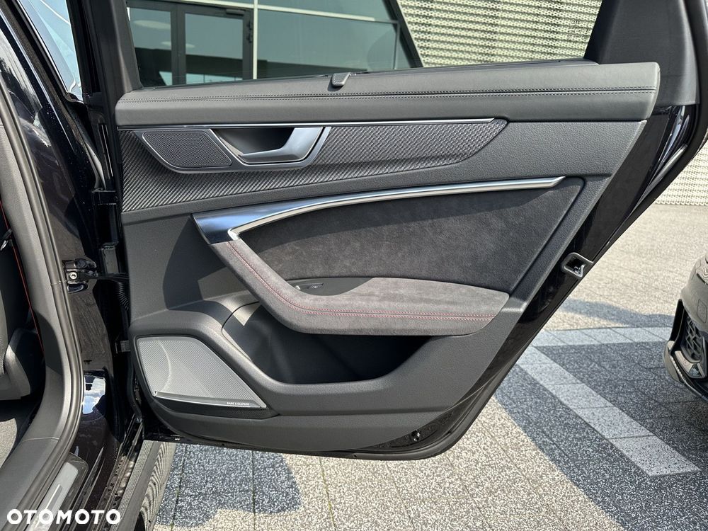 Audi RS6 Avant - 23