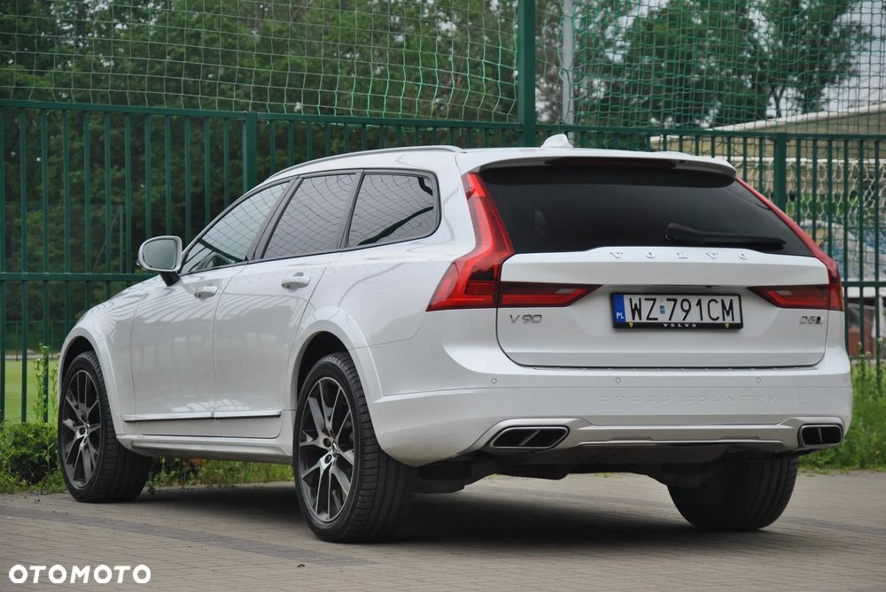 Volvo V90 Cross Country D5 SCR AWD Pro - 31