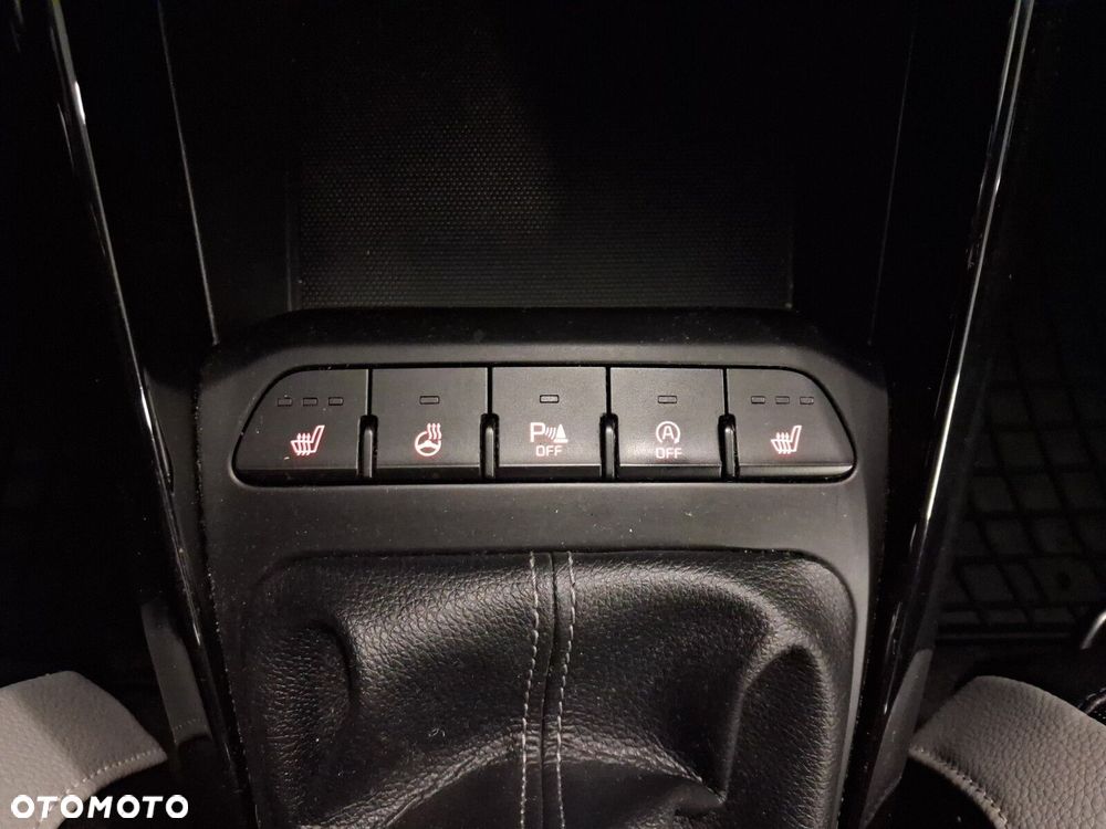 Kia Stonic 1.0 T-GDI L - 22