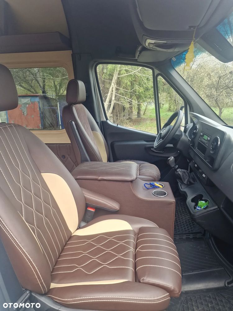 Mercedes-Benz Sprinter - 7