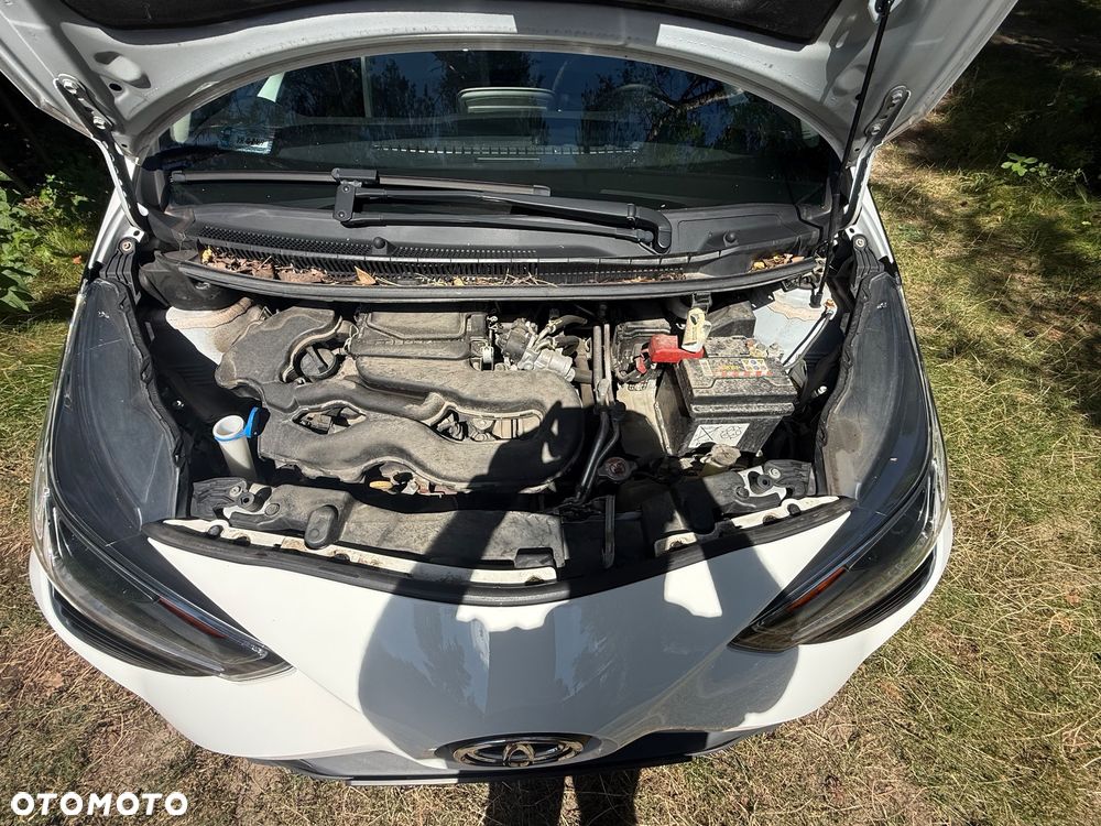 Toyota Aygo x.shift x-play connect - 7