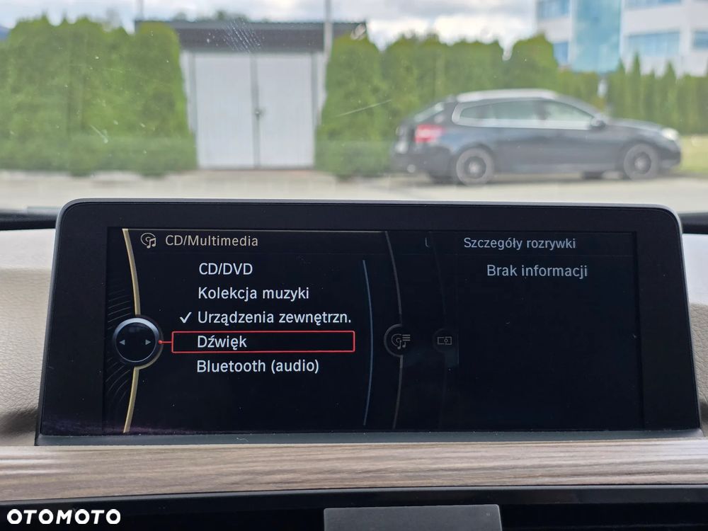 BMW Seria 3 320i Modern Line - 33