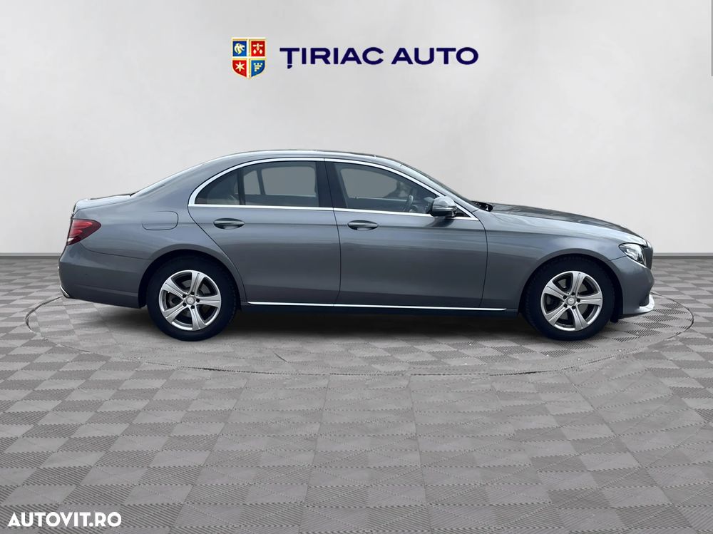 Mercedes-Benz E 200 4MATIC Aut. - 7