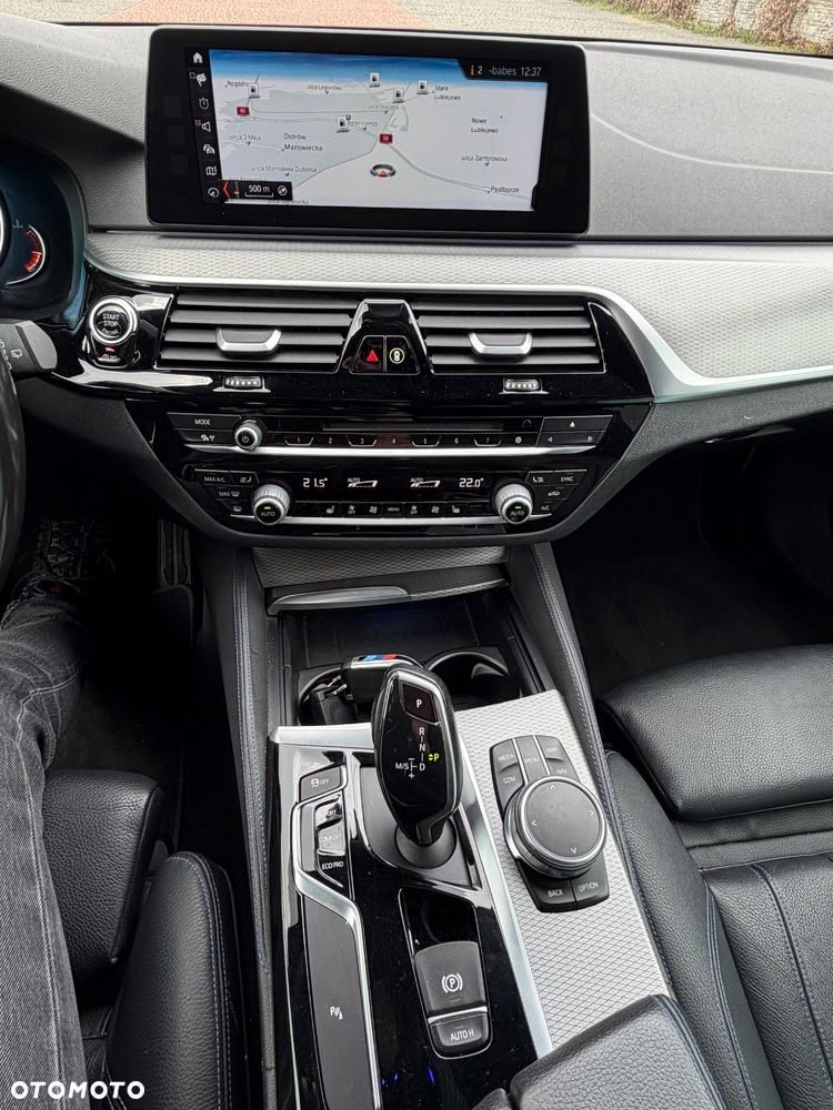BMW Seria 5 520d M Sport Edition - 29