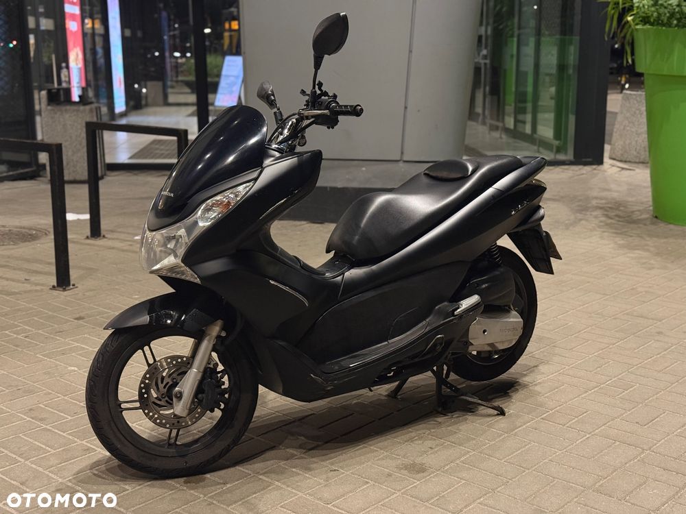 Honda PCX - 1