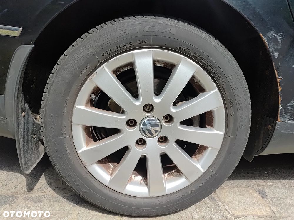 Volkswagen Passat 2.0 TDI DPF Comfortline - 9