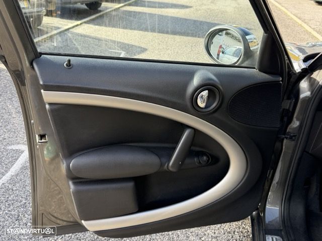 MINI Countryman Cooper D - 14