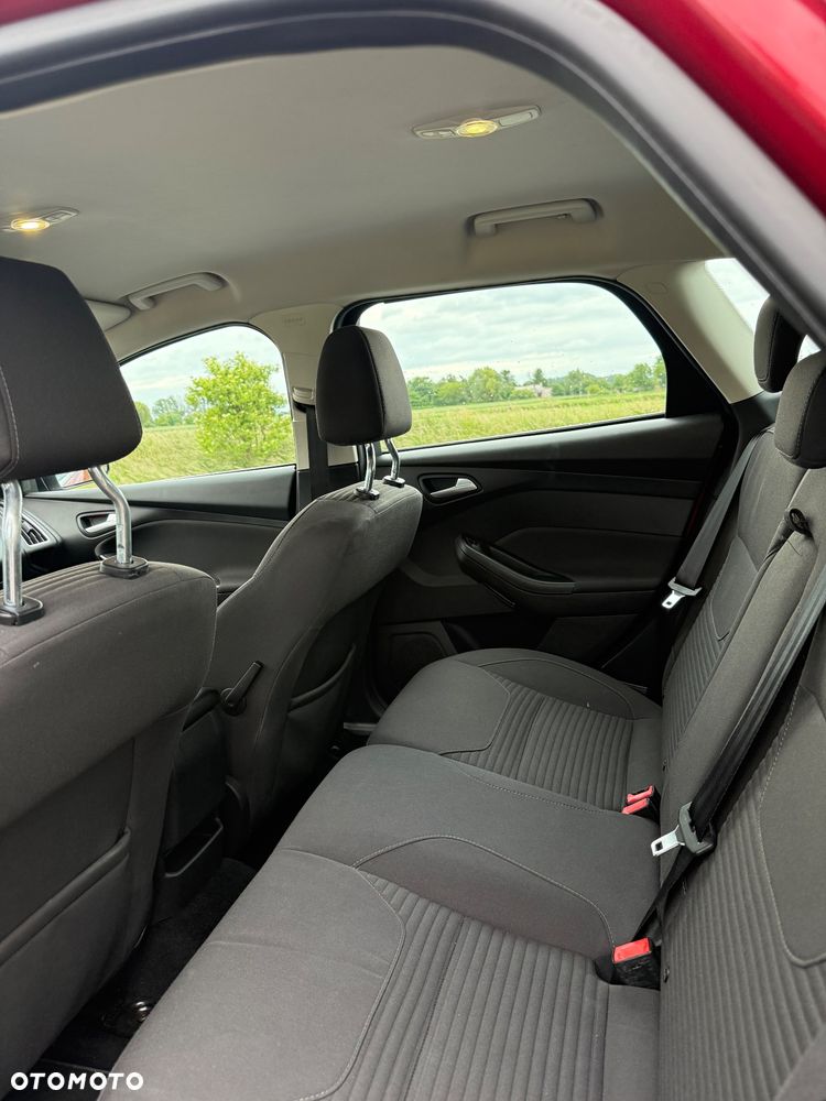 Ford Focus 2.0 TDCi Titanium ASS - 13