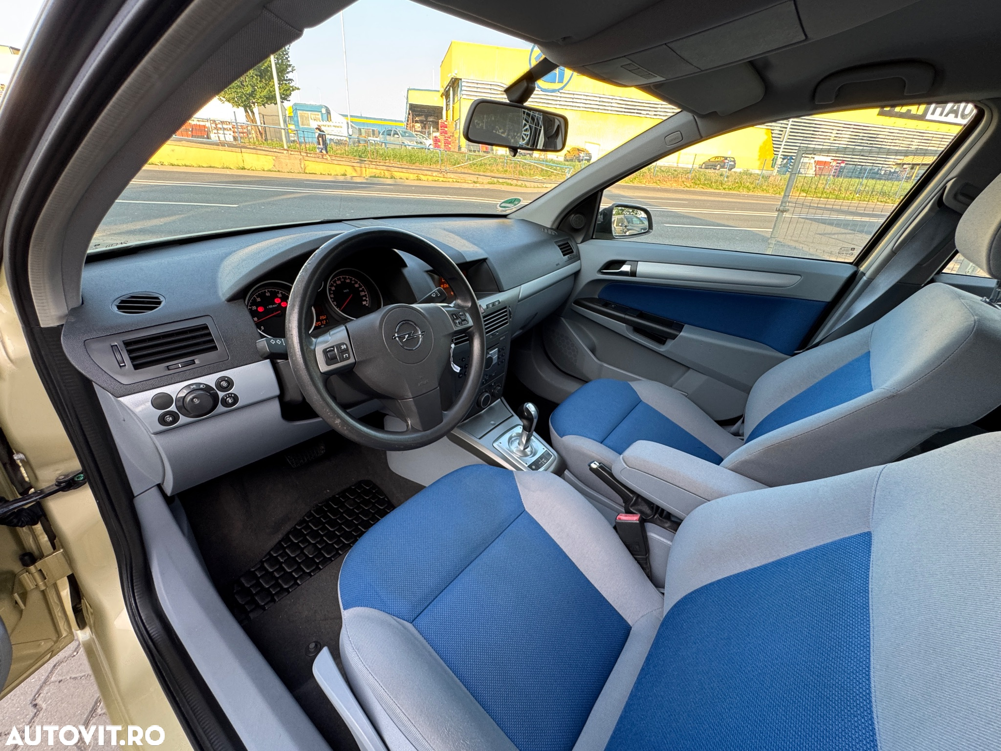 Opel Astra - 19
