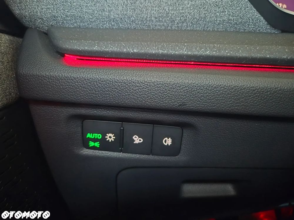 Skoda Octavia 1.5 TSI Selection - 17