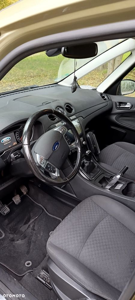 Ford Galaxy 2.0 Ghia - 9