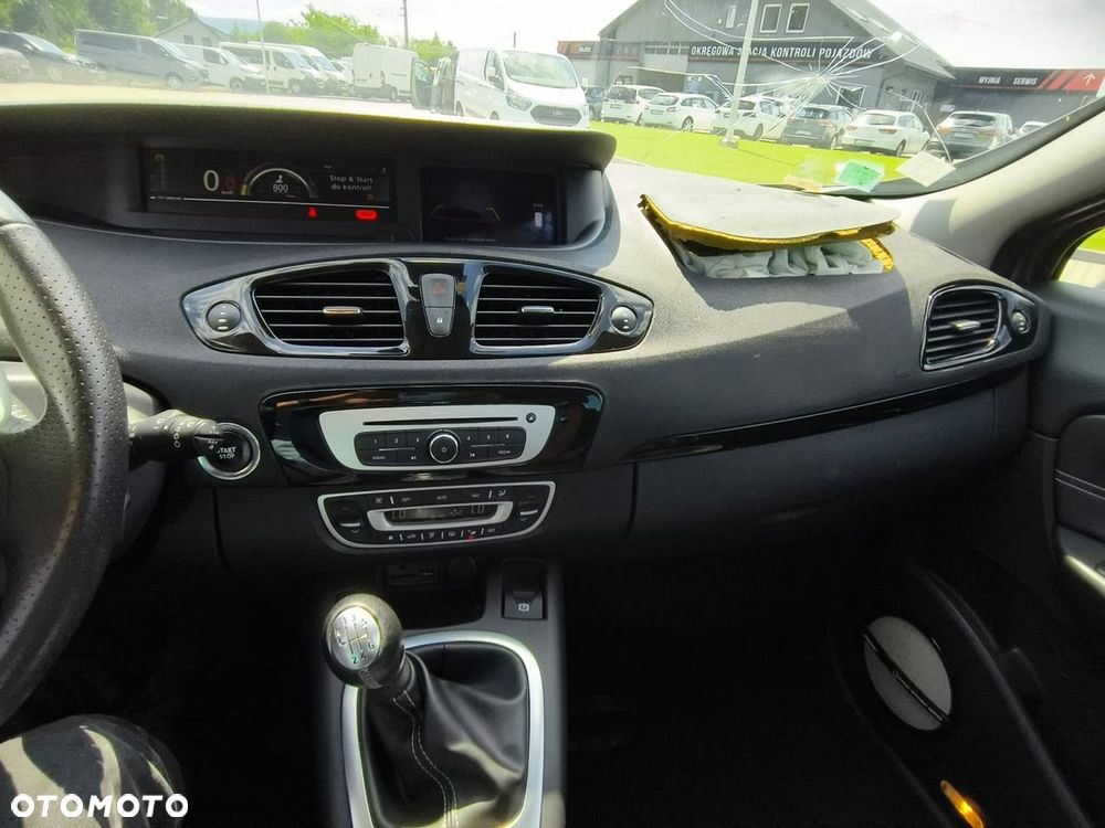 Renault Grand Scenic - 12