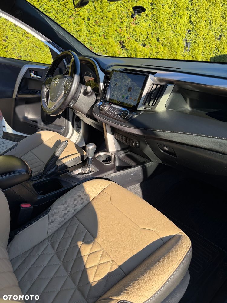 Toyota RAV4 Hybrid Prestige 4x4 - 20