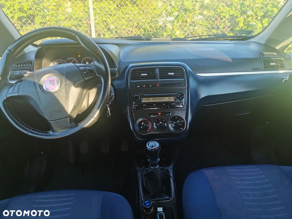 Fiat Grande Punto - 6