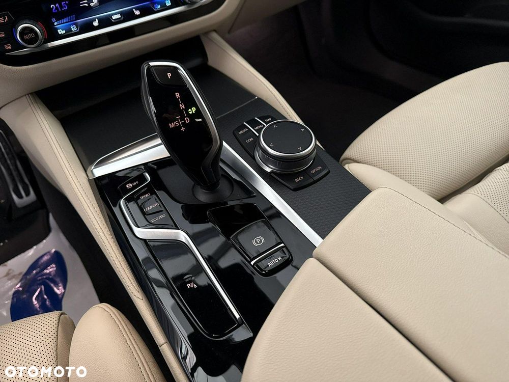 BMW Seria 5 - 17
