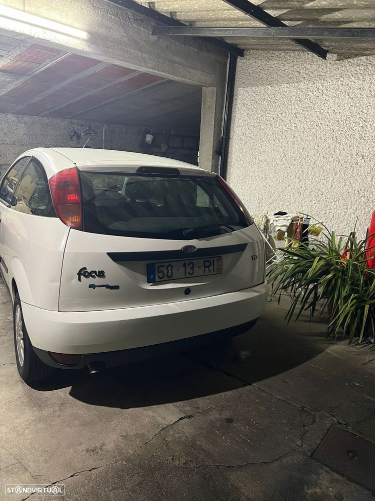Ford Focus 1.8 TDdi Trend - 3