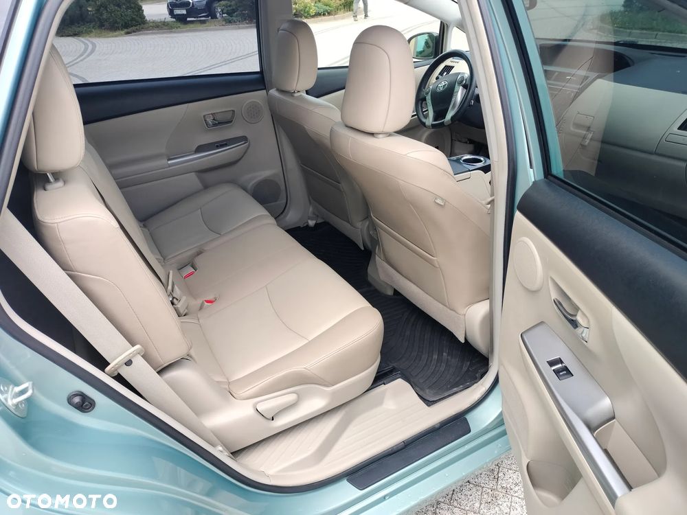 Toyota Prius 1.8 Hybrid Premium - 4
