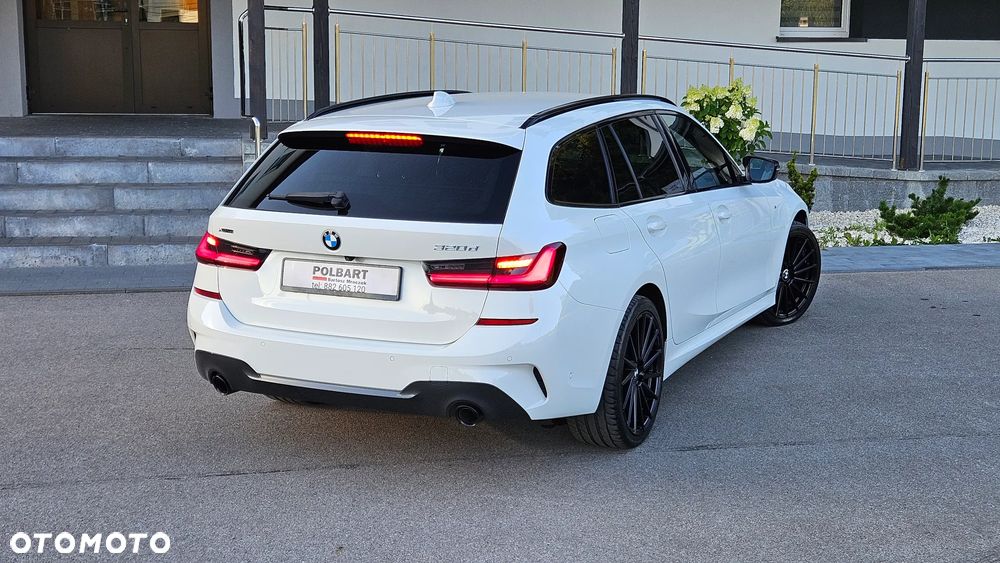 BMW Seria 3 320d xDrive M Sport - 24