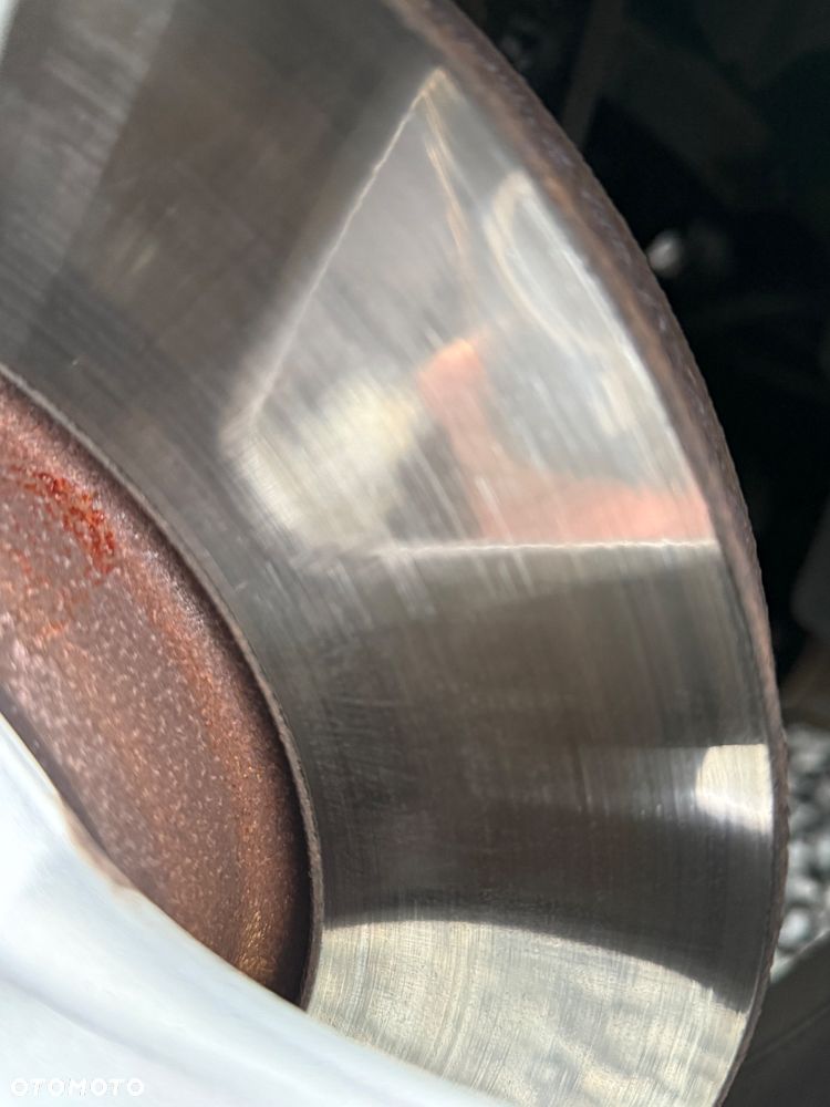 Ford S-Max 2.0 TDCi DPF Titanium - 32