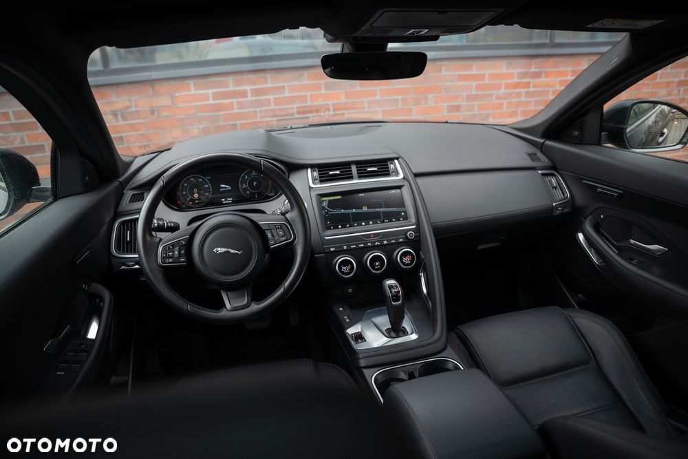 Jaguar E-Pace D150 AWD HSE - 26