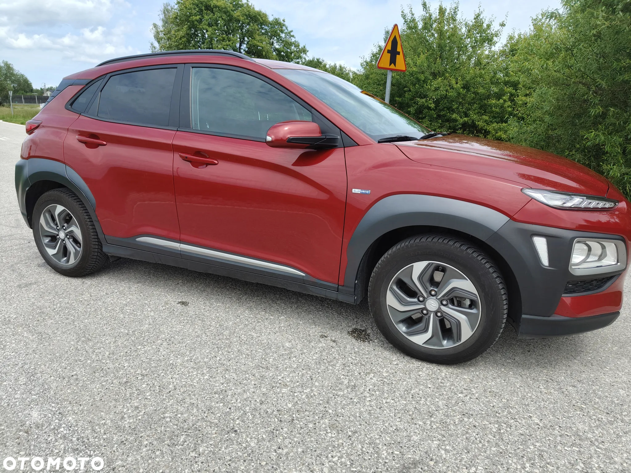 Hyundai Kona - 8