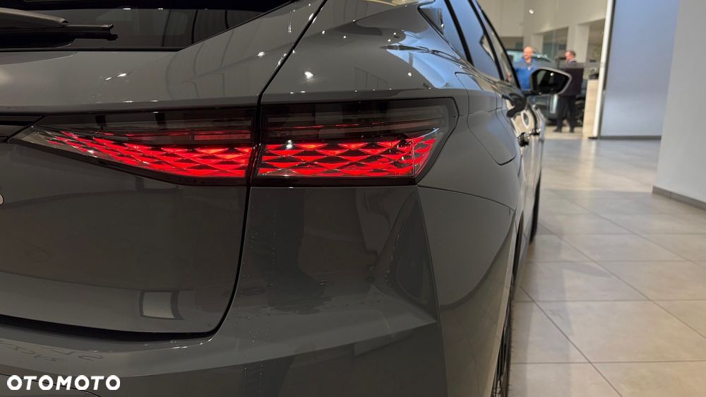 DS Automobiles N°4 1.2 mHEV Performance Line eDCS6 - 13