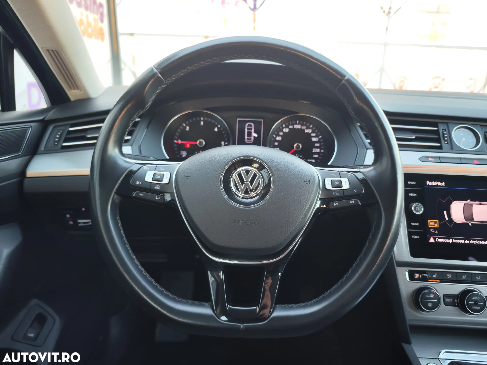 Volkswagen Passat 2.0 TDI Comfortline - 21