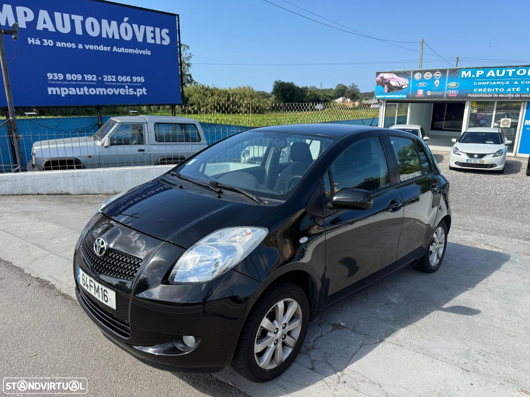 Toyota Yaris 1.0 VVT-i - 2