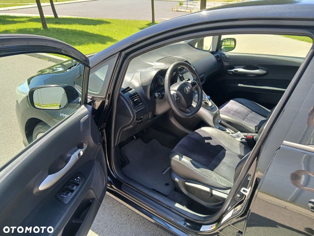 Toyota Auris - 13