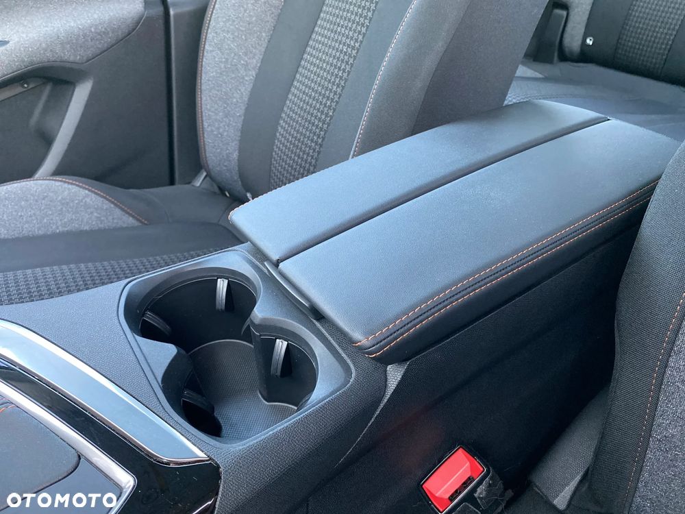 Peugeot 3008 1.5 BlueHDi Active S&S - 22