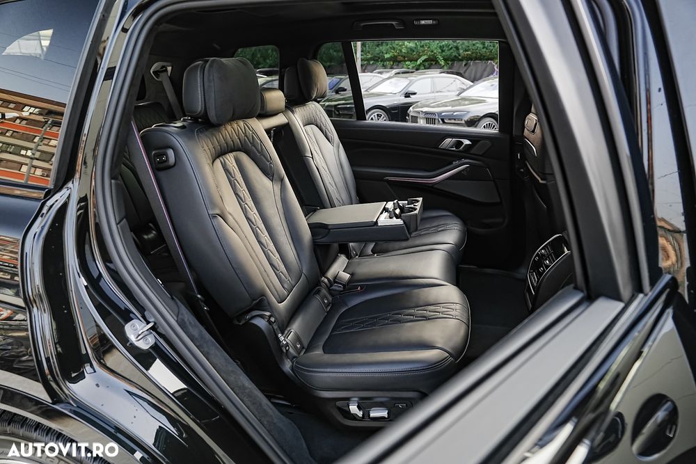 BMW X7 xDrive40d MHEV - 11