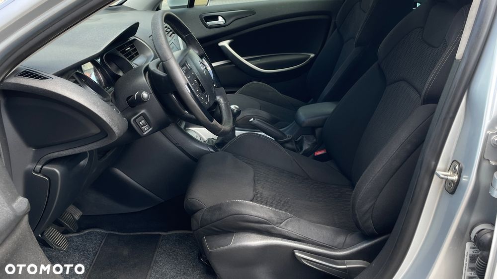 Citroën C5 1.6 HDi Attraction - 31