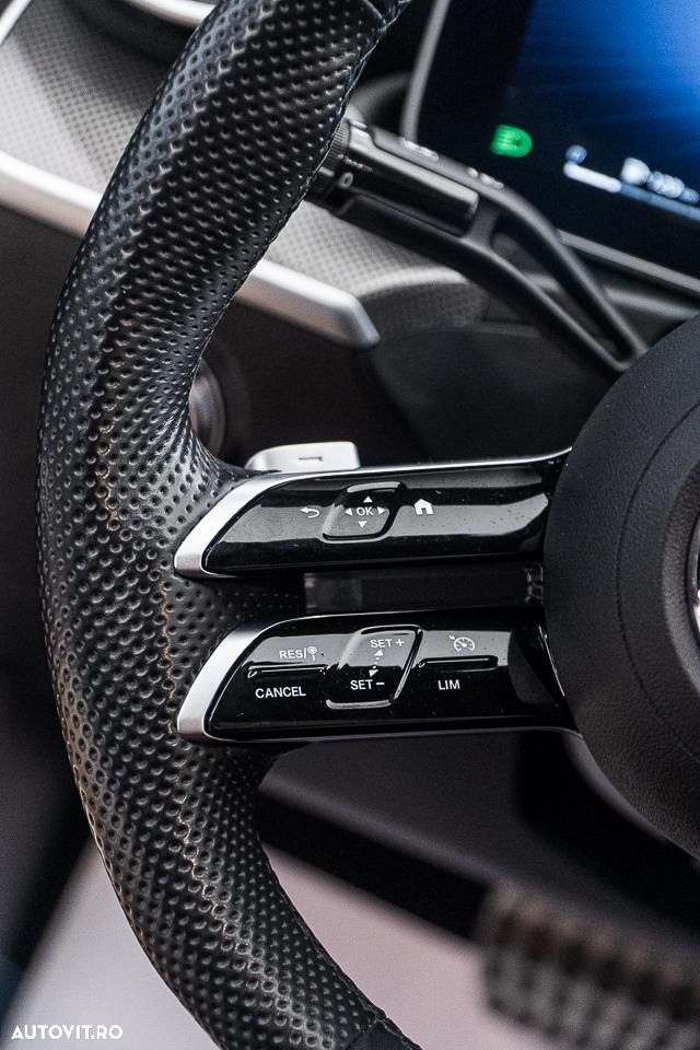 Mercedes-Benz C 300 e T 9G-TRONIC AMG Line - 19