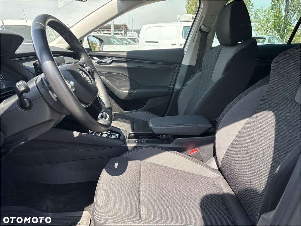 Skoda Octavia 2.0 TDI Ambition DSG - 10