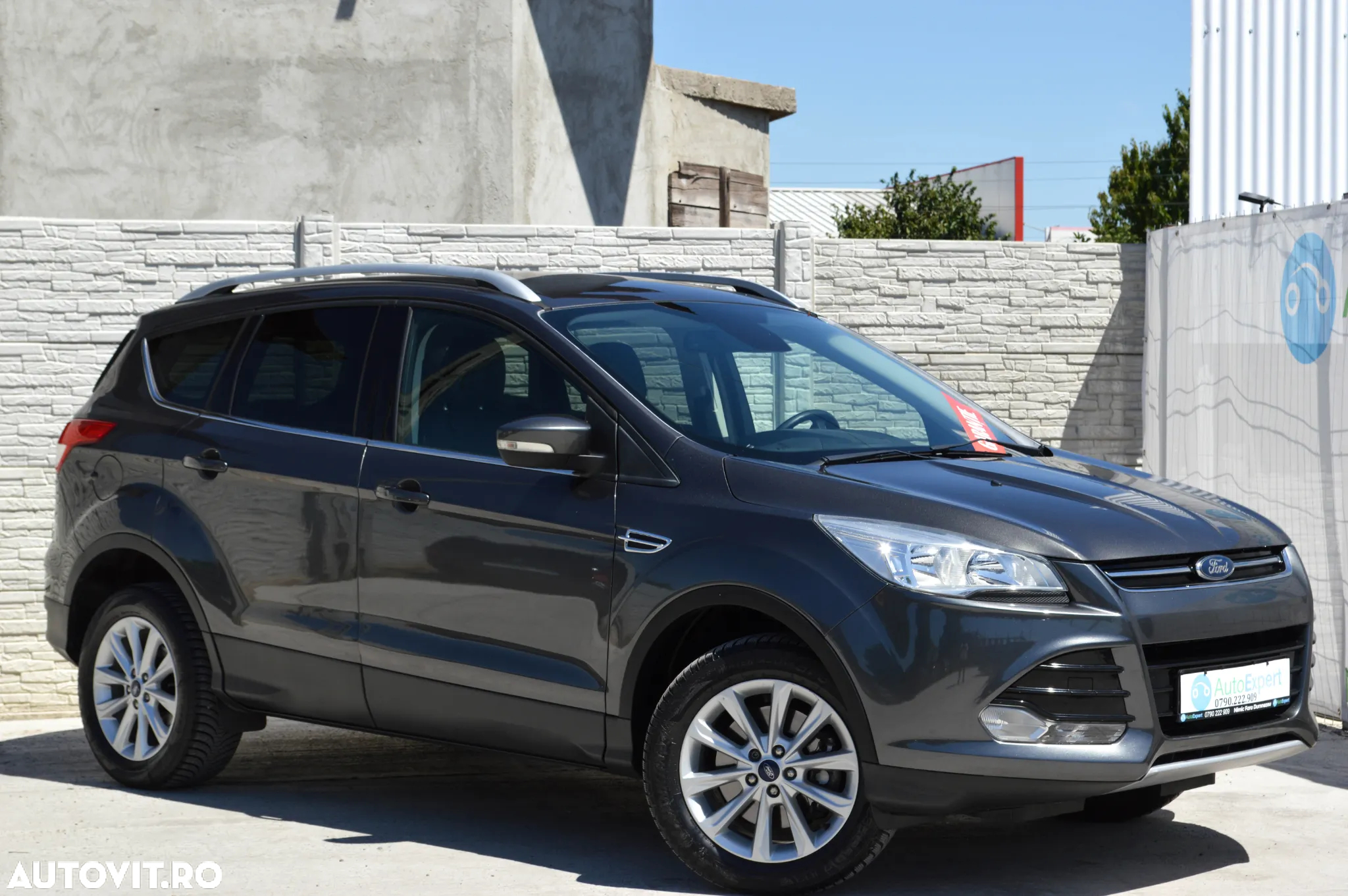 Ford Kuga 2.0 TDCi 4x4 Aut. Titanium - 9