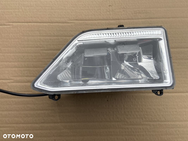 Halogen dachowy Scania R S NGR NGS Dalekosiężne