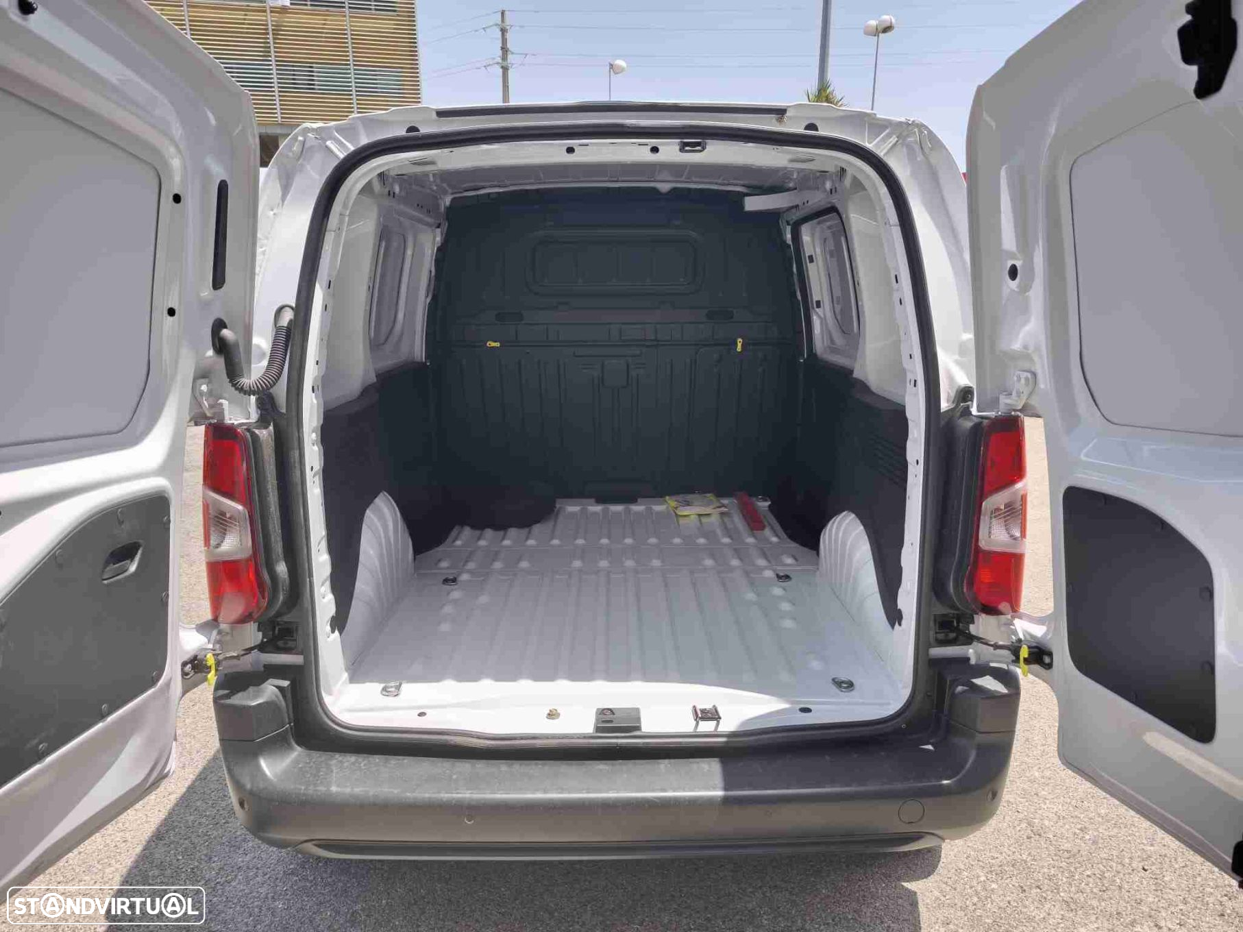 Opel Combo Cargo 50 kWh - 14