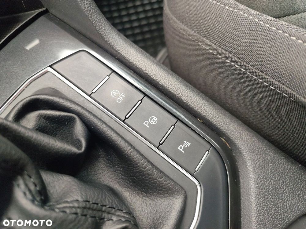 Volkswagen Tiguan - 27