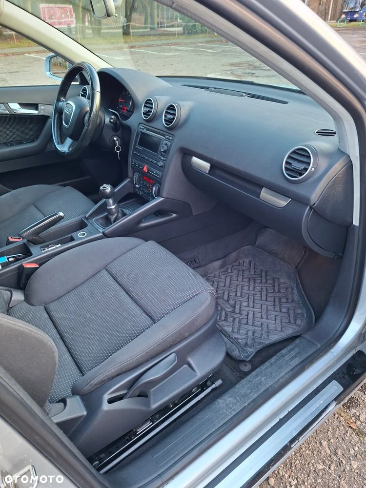 Audi A3 Sportback 1.9 TDI DPF Ambiente - 15