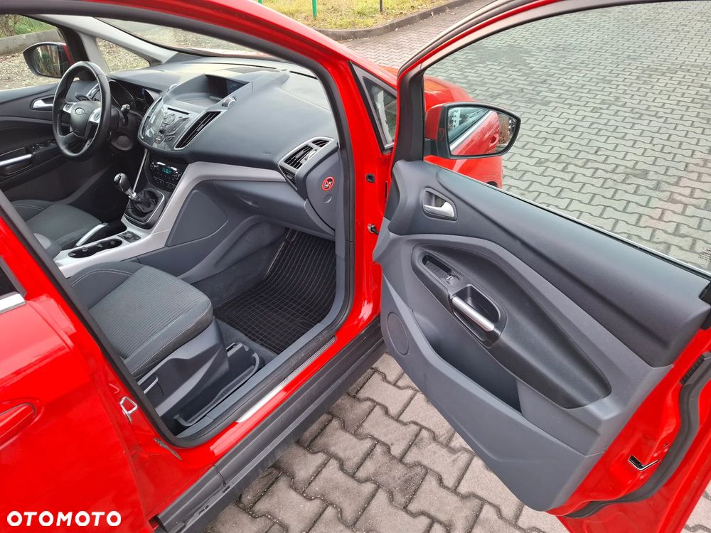 Ford Grand C-MAX 2.0 TDCi Titanium - 19