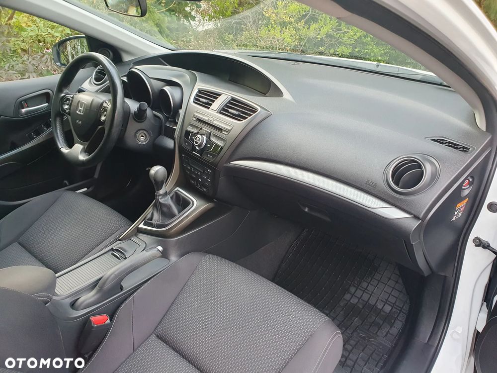 Honda Civic 1.8 Elegance - 12