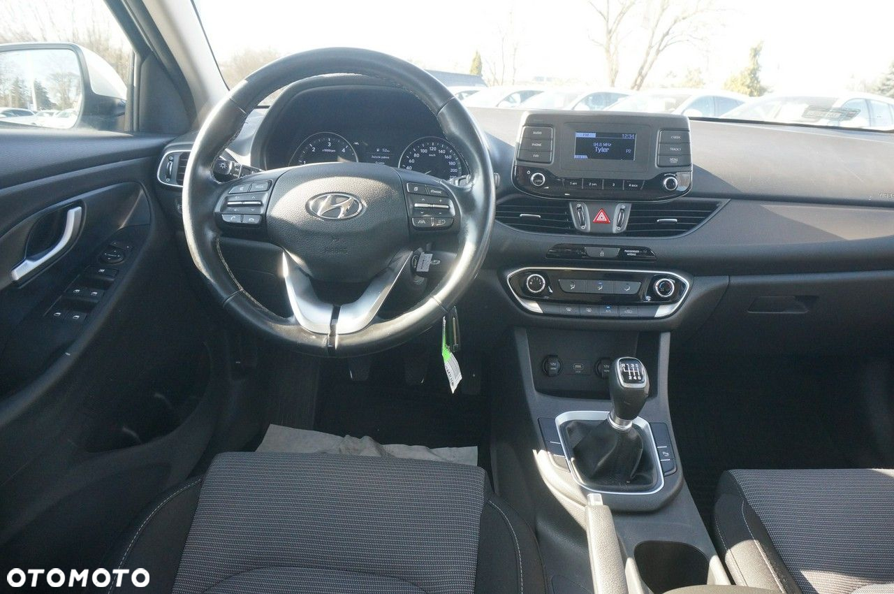 Hyundai i30 - 12