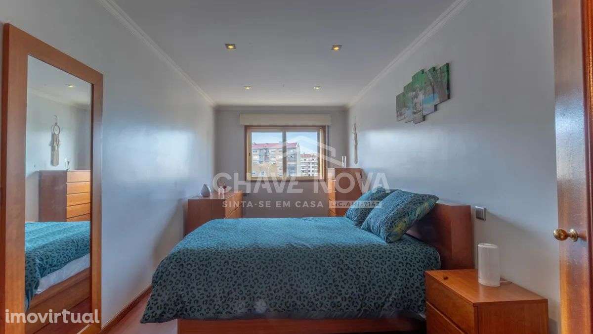 Apartamento T2 C/Varanda e Garagem Box - Grande imagem: 5/41