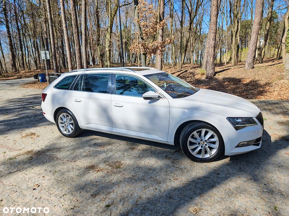 Skoda Superb 2.0 TDI Ambition DSG - 14