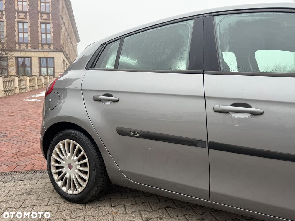 Fiat Bravo 1.4 T-JET 16V Dynamic - 24