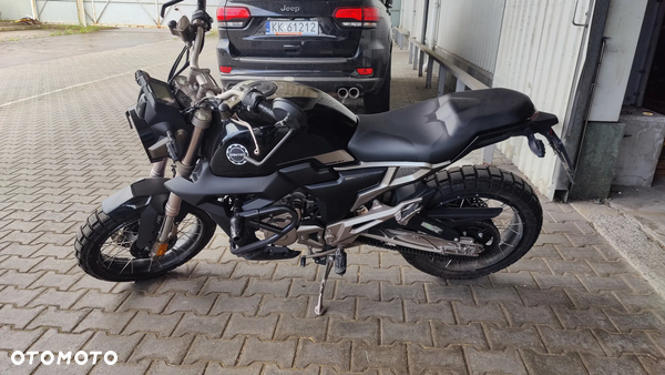 Zontes 125 G1 Spoke