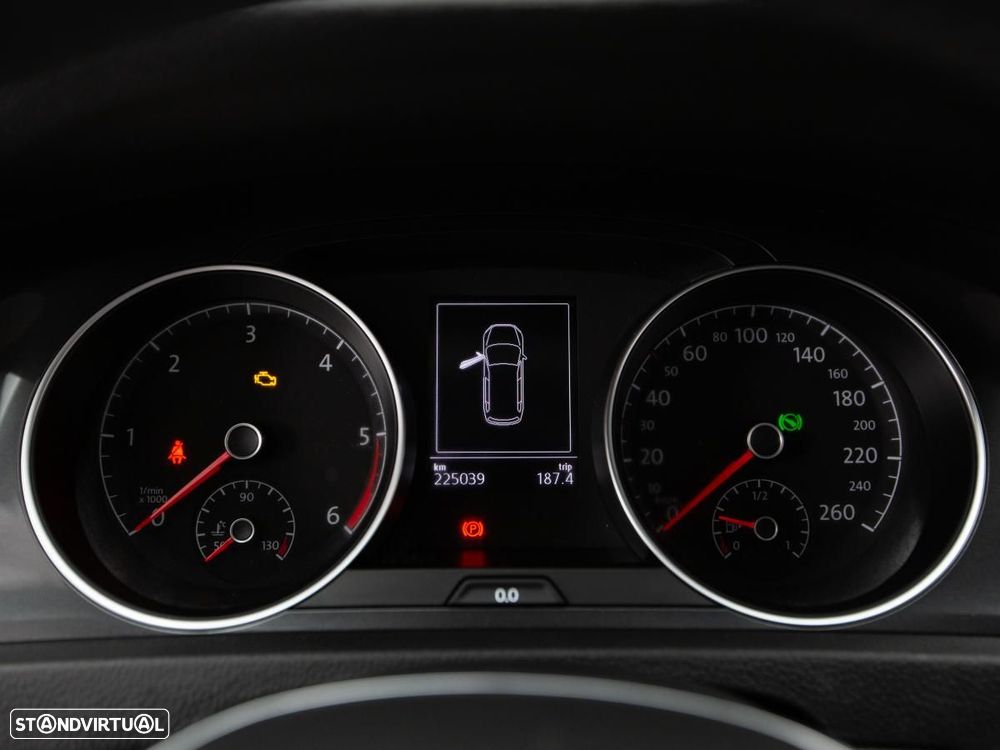 VW Golf Variant - 22